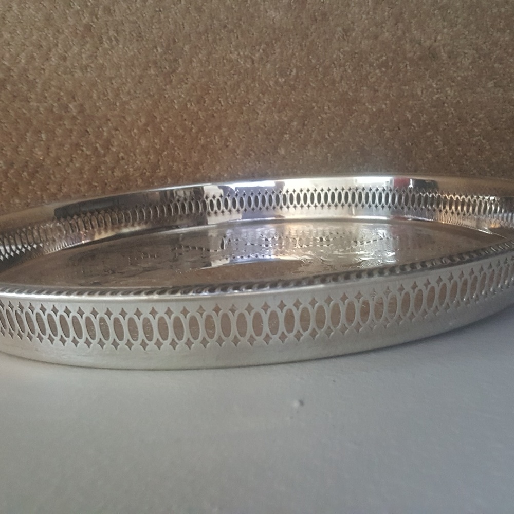 LEONARO 15" Silver plate Serving Platter 1.5" D
